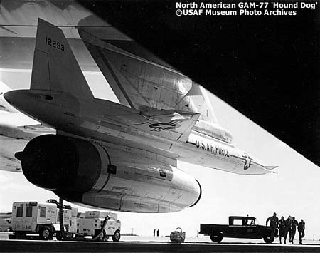 B-77 Hound dog