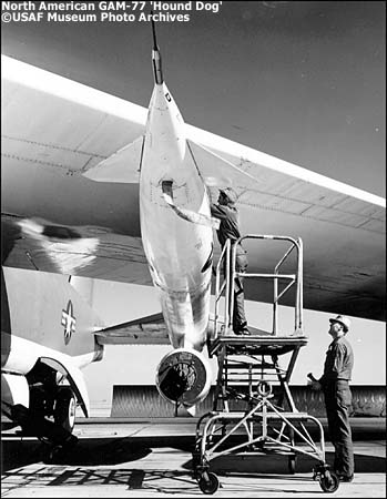 B-77 Hound dog